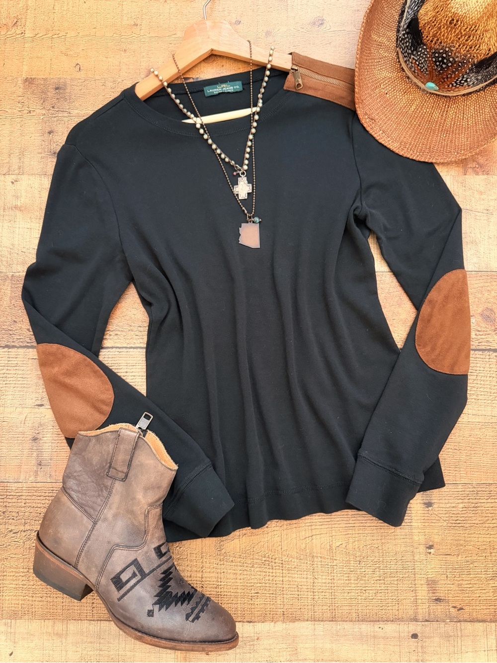 LRL Ralph Lauren Black Long Sleeve Tee Brown Suede Elbow Patches